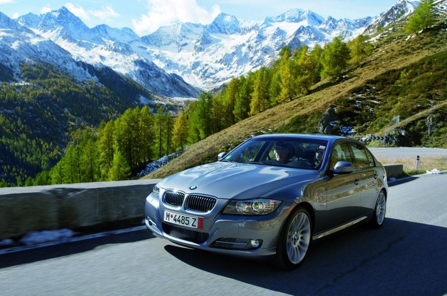  BMW 3-Series 2009 года  (фото 9 из 116)